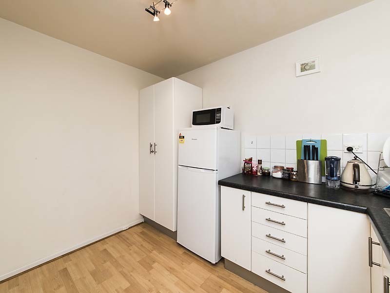 8/28 The Avenue, Crawley WA 6009