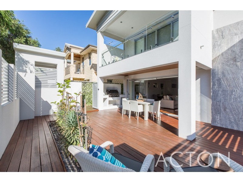 18 Reeve Street, Swanbourne WA 6010