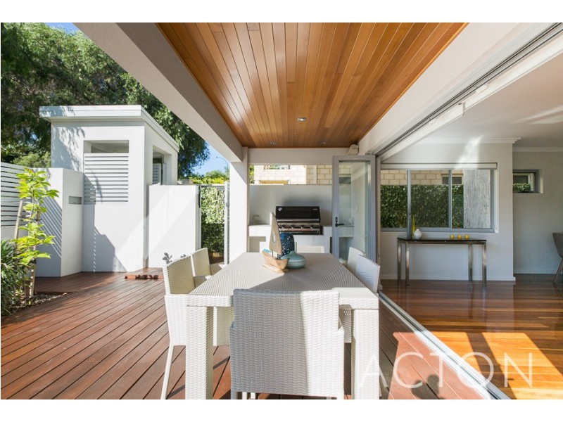 18 Reeve Street, Swanbourne WA 6010