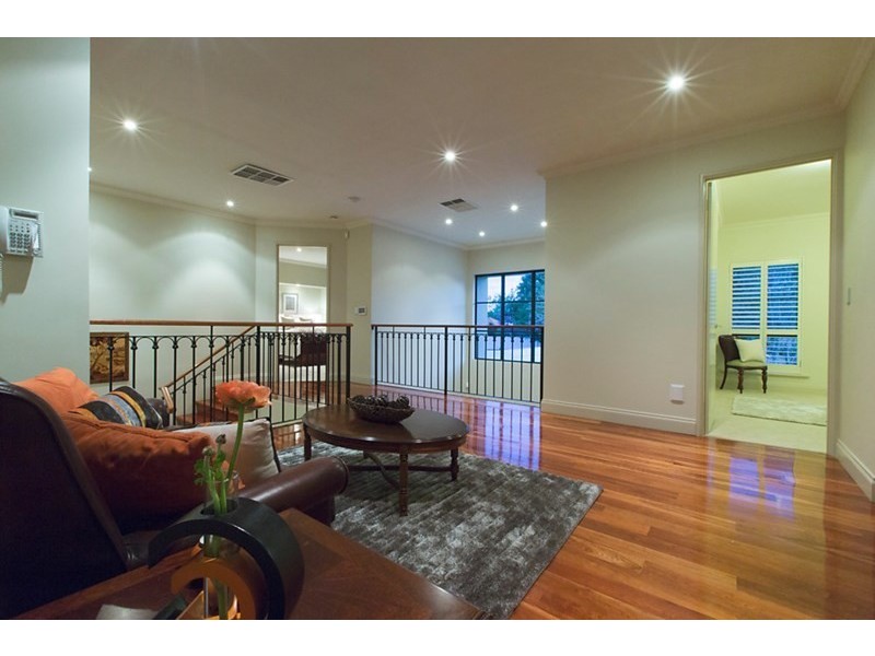 151 Waratah Avenue, Dalkeith WA 6009