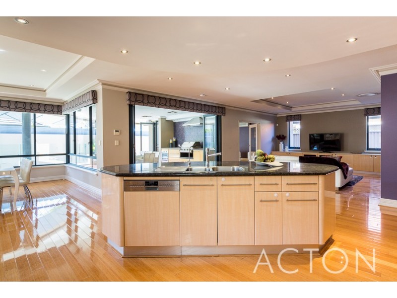 6 Parish Lane, Churchlands WA 6018