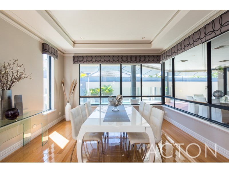 6 Parish Lane, Churchlands WA 6018