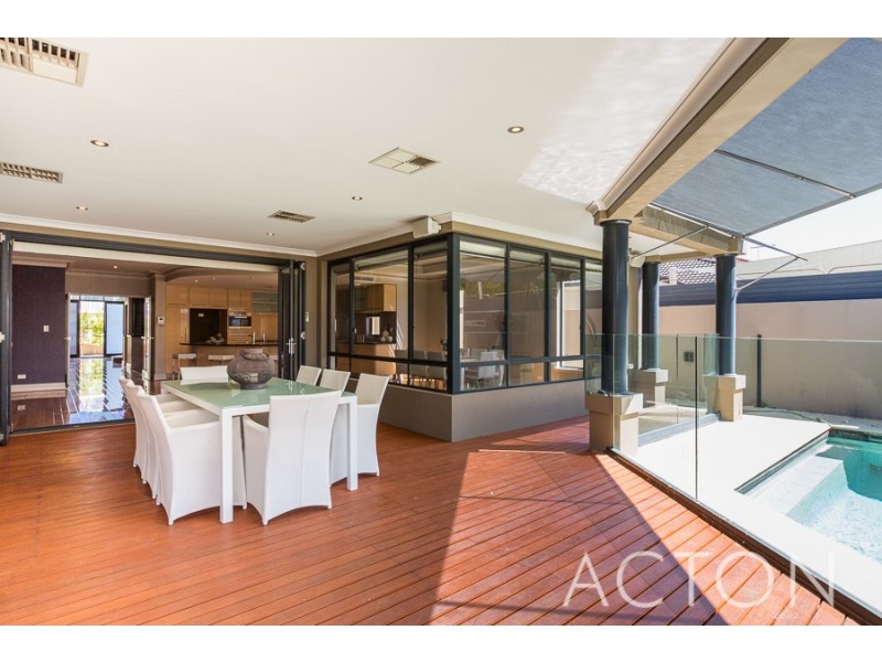 6 Parish Lane, Churchlands WA 6018