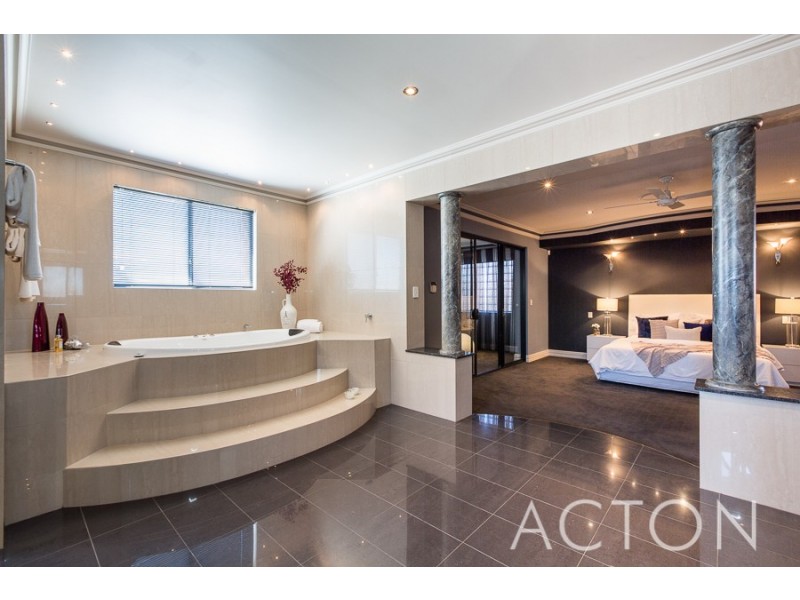 6 Parish Lane, Churchlands WA 6018