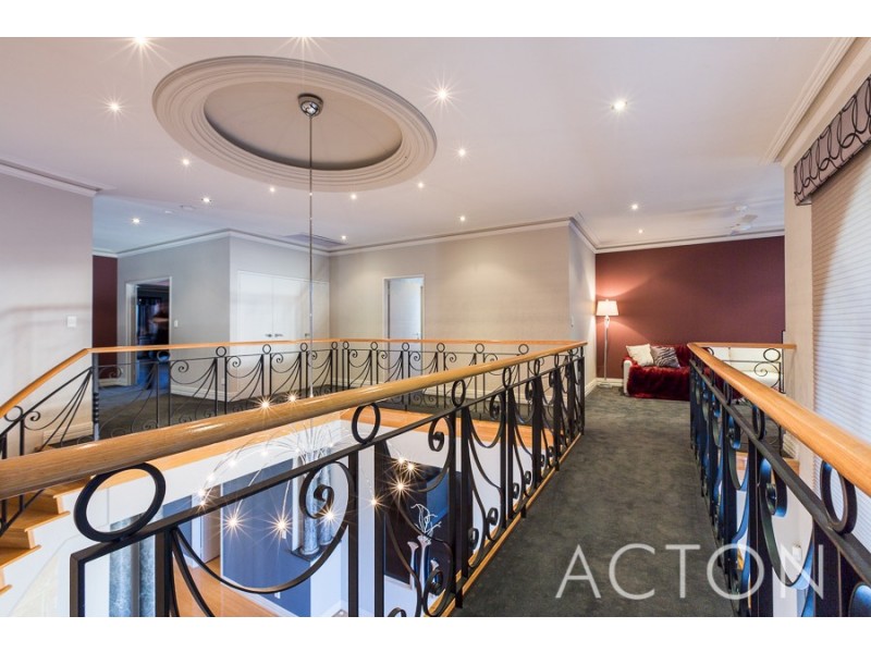 6 Parish Lane, Churchlands WA 6018