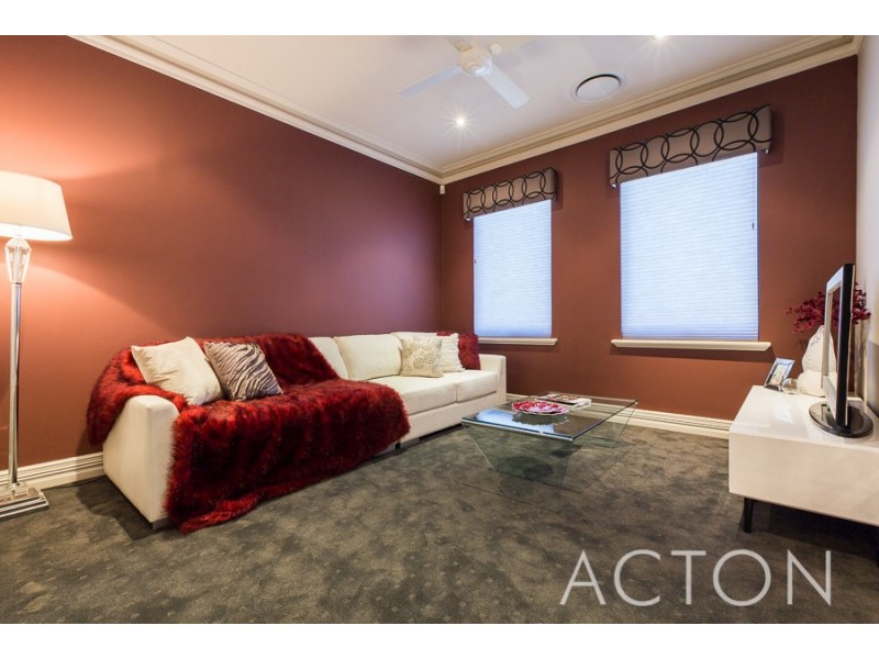 6 Parish Lane, Churchlands WA 6018