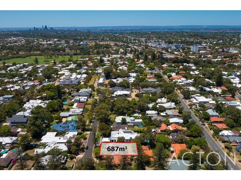 18 Fraser Street, Swanbourne WA 6010