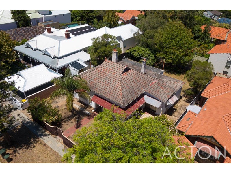 18 Fraser Street, Swanbourne WA 6010