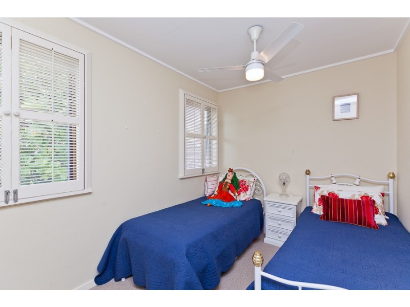 8 Robert Street, Dalkeith WA 6009