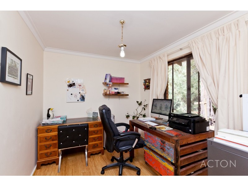 25 Manjiri Drive, Glen Forrest WA 6071