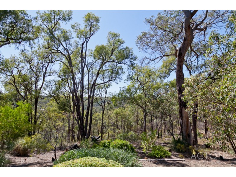 25 Manjiri Drive, Glen Forrest WA 6071
