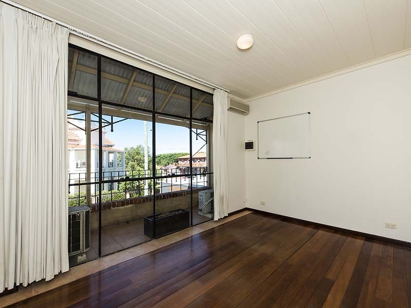 212a Nicholson Road, Subiaco WA 6008