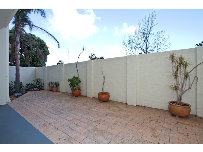 1/375 Stirling Highway, Claremont WA 6010