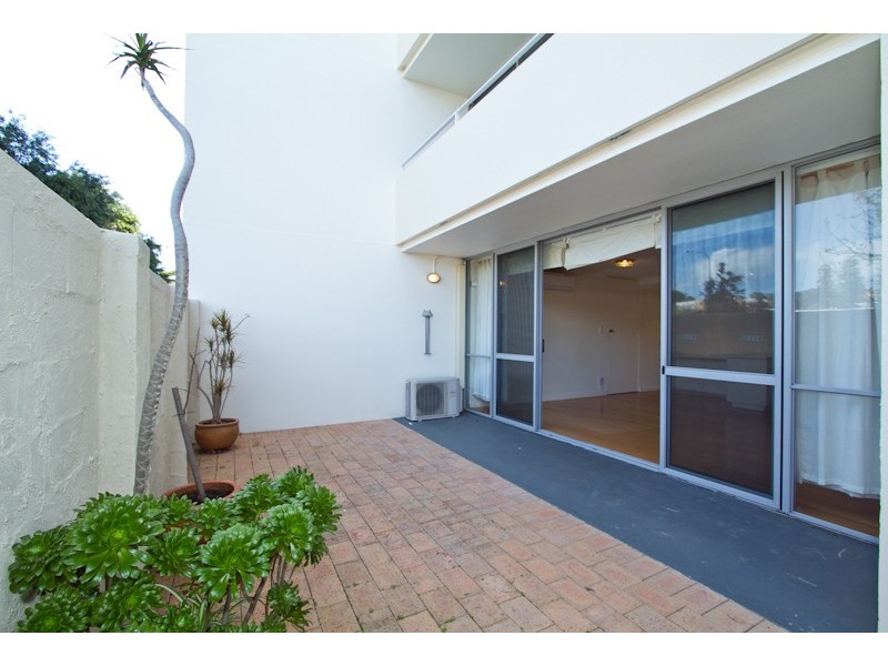 1/375 Stirling Highway, Claremont WA 6010