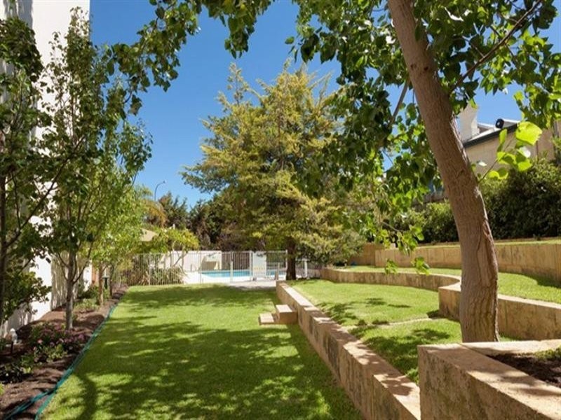 1/375 Stirling Highway, Claremont WA 6010