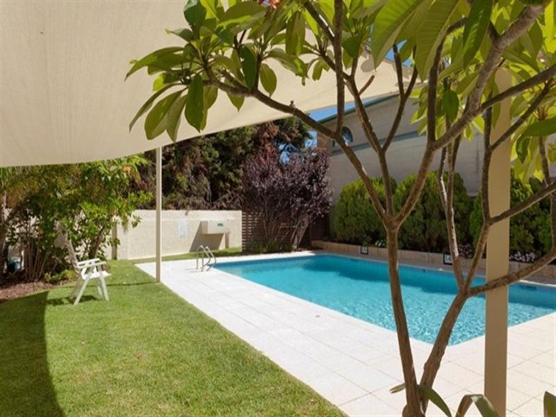 1/375 Stirling Highway, Claremont WA 6010