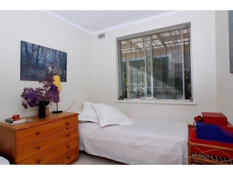 1/9 Freshwater Parade, Claremont WA 6010