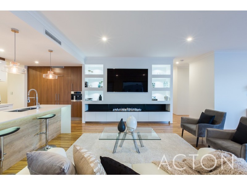 4/1 Javelin Lane, Floreat WA 6014