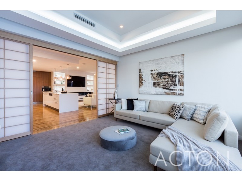 4/1 Javelin Lane, Floreat WA 6014