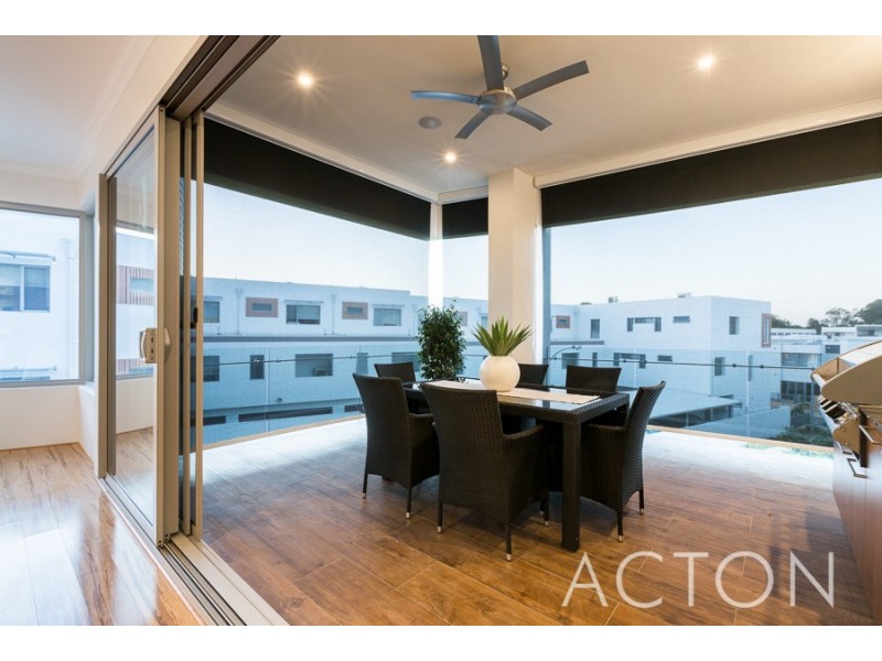 4/1 Javelin Lane, Floreat WA 6014