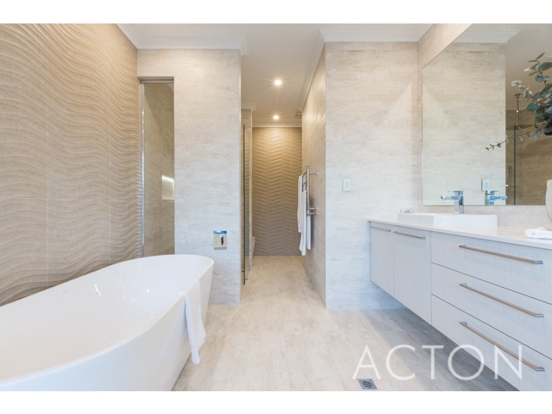 4/1 Javelin Lane, Floreat WA 6014