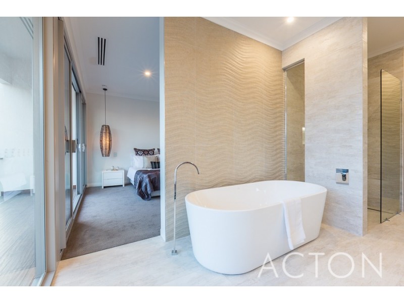 4/1 Javelin Lane, Floreat WA 6014