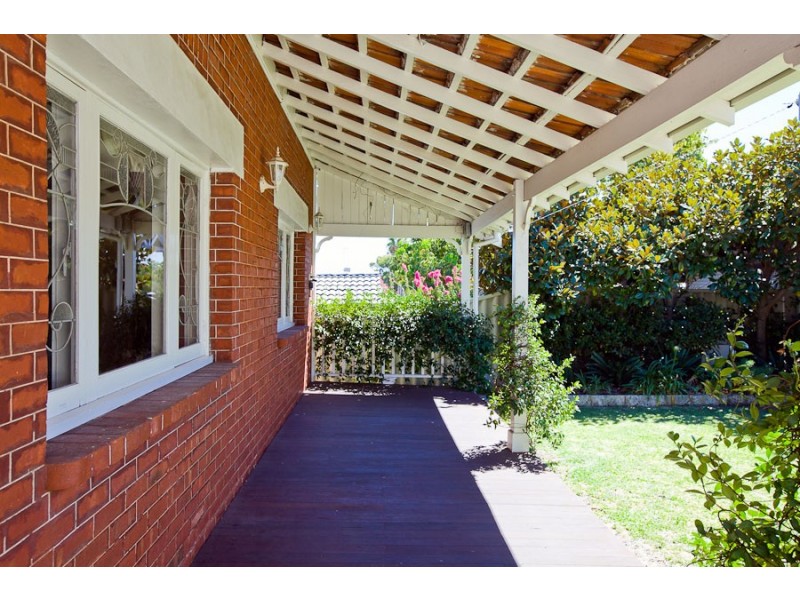 68 Monument Street, Mosman Park WA 6012