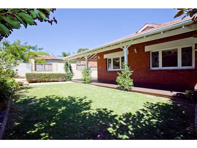68 Monument Street, Mosman Park WA 6012
