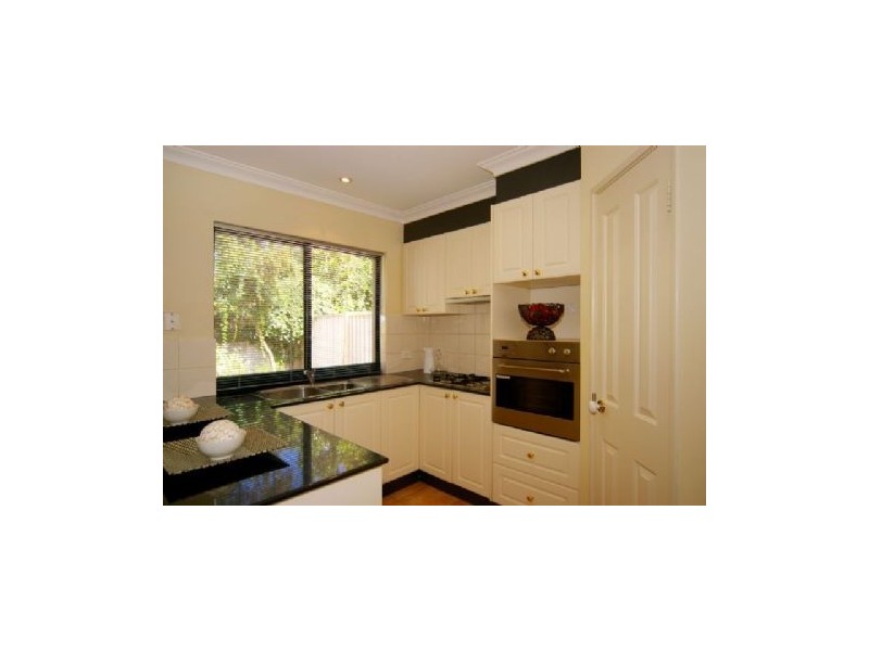 4/89 Mary Street, Como WA 6152