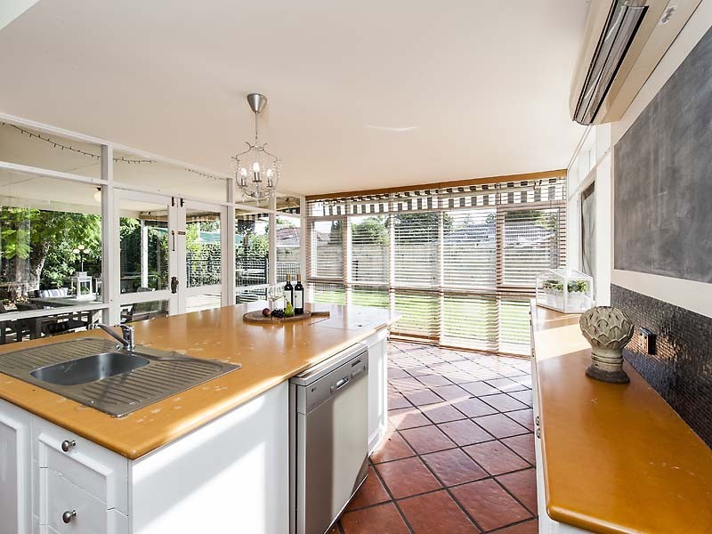 63 Smyth Road, Nedlands WA 6009