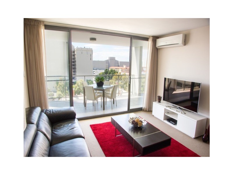 61/118 Adelaide Terrace, East Perth WA 6004