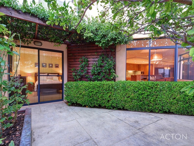 64 Excelsior Street, Shenton Park WA 6008