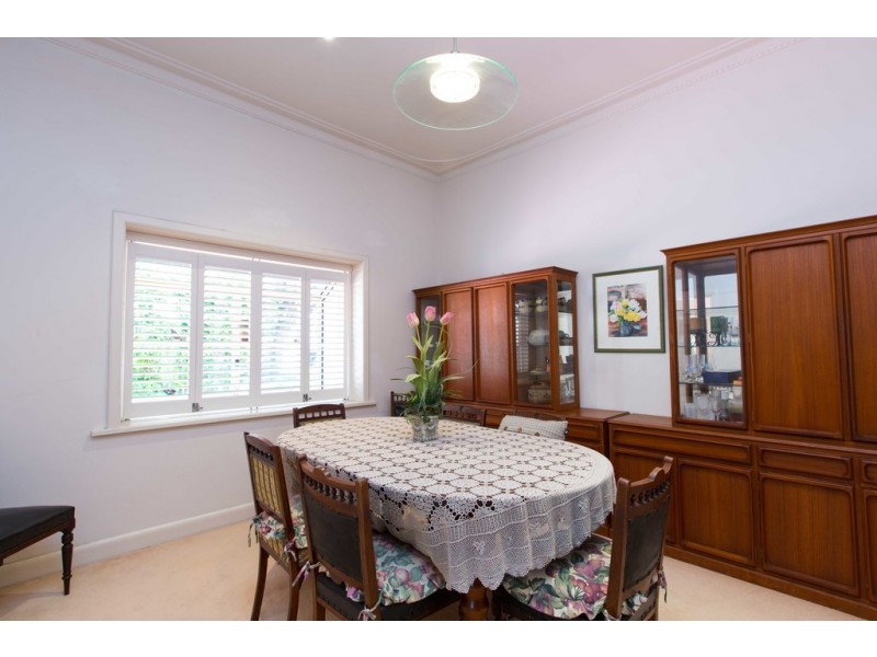23 Waratah Avenue, Dalkeith WA 6009