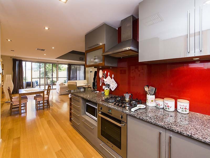 5/135 Loftus Street, Leederville WA 6007