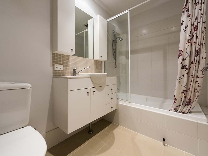 18/21 Rowland Street, Subiaco WA 6008