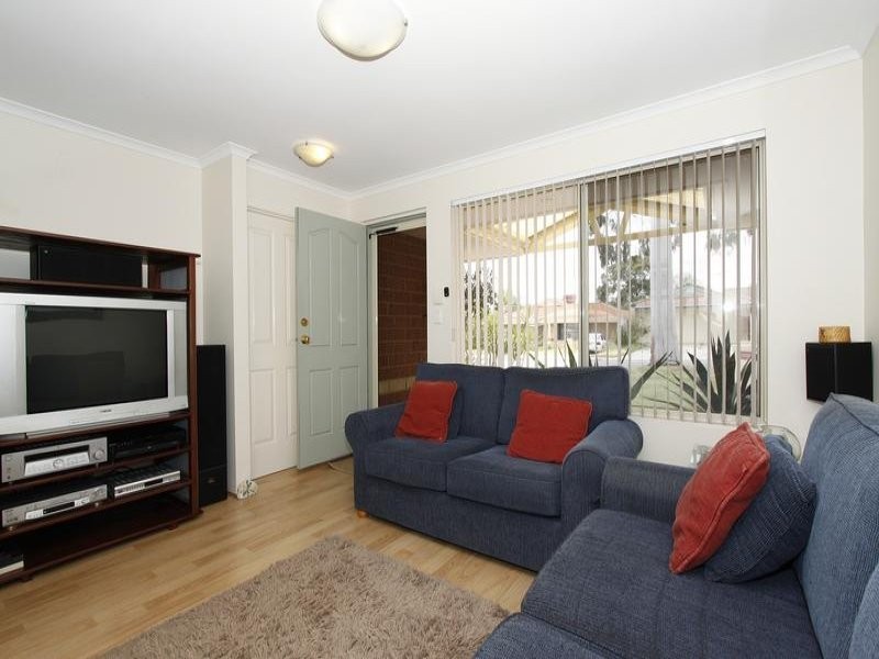 2/20 Wyong Road, Bentley WA 6102