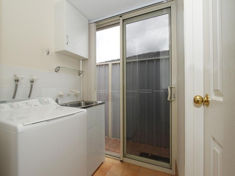 2/20 Wyong Road, Bentley WA 6102