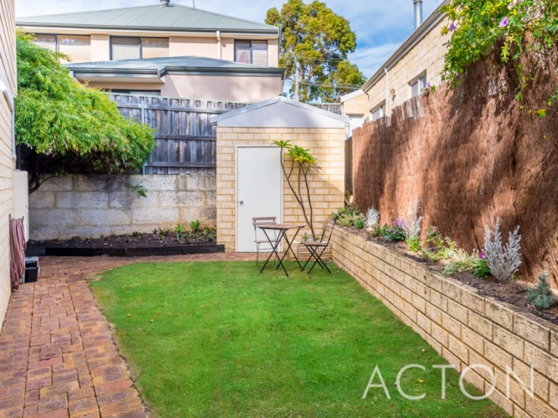 53 Mengler Avenue, Claremont WA 6010