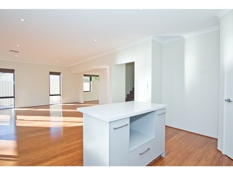 82 Graylands, Claremont WA 6010