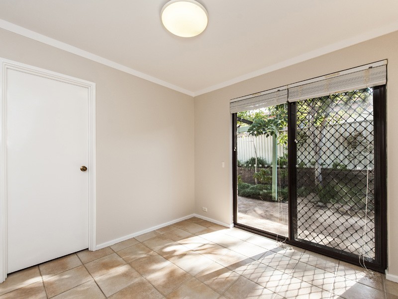 3/7 Park Street, Como WA 6152