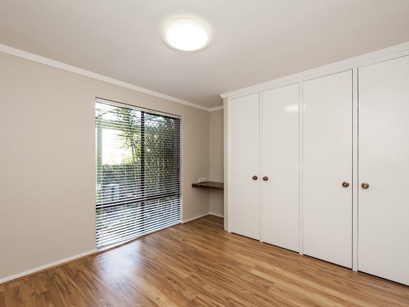 3/7 Park Street, Como WA 6152