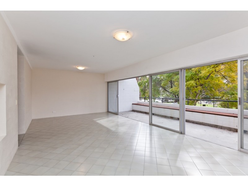 5 Evans Street, Shenton Park WA 6008