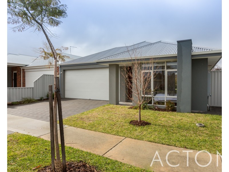 26 Constance Street, Yokine WA 6060
