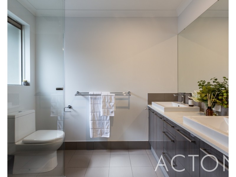 26 Constance Street, Yokine WA 6060