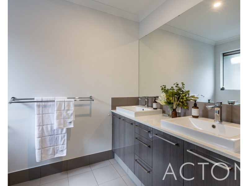 26 Constance Street, Yokine WA 6060