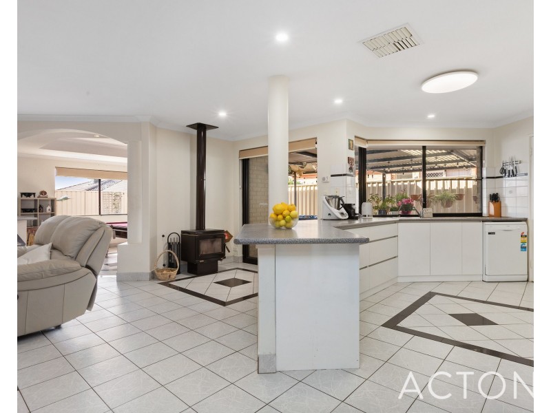 3 Luttrell Gardens, Beeliar WA 6164