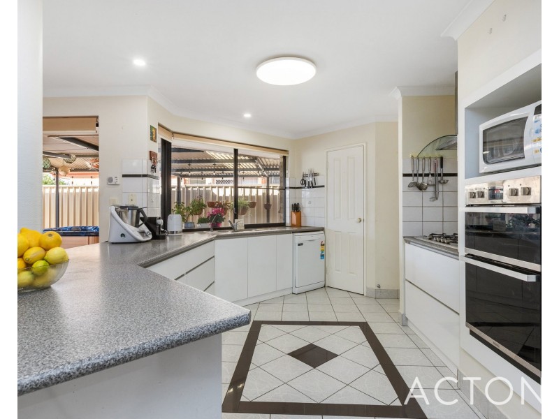 3 Luttrell Gardens, Beeliar WA 6164