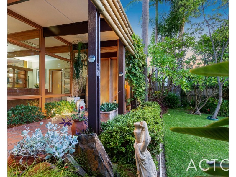 12 Olympic Place, Ardross WA 6153