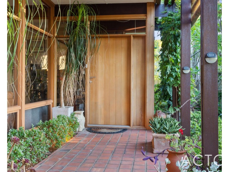 12 Olympic Place, Ardross WA 6153