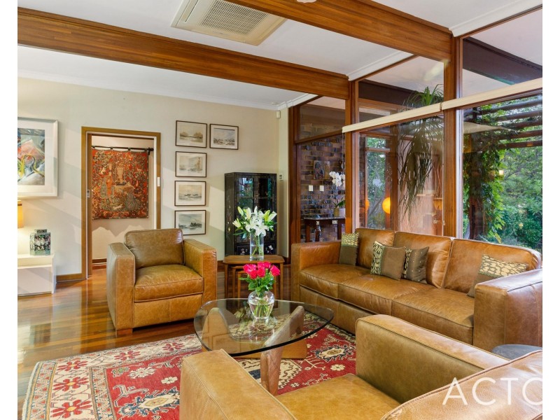 12 Olympic Place, Ardross WA 6153